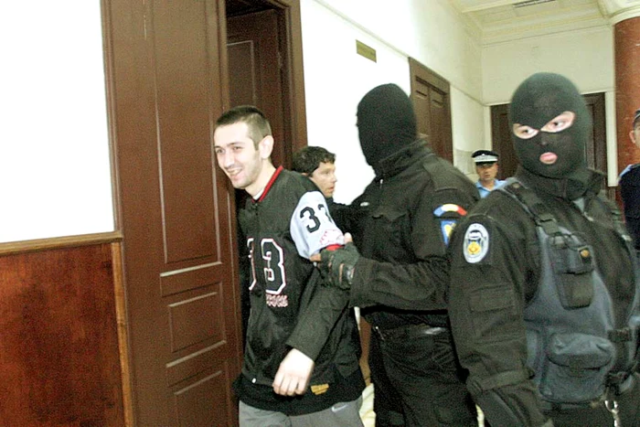 Cântăreţul Tudor Sişu