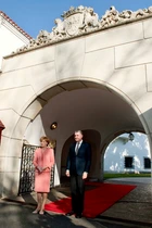 2 ludovic orban cu majestatea sa margareta si principele radu la palatul elisabeta 5 jpg jpeg