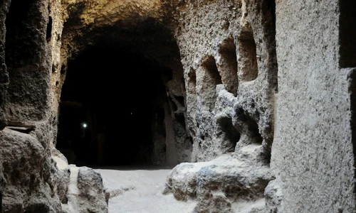 Descoperire extraordinară făcută în Egipt  Arheologii au găsit număr record de mumii jpeg