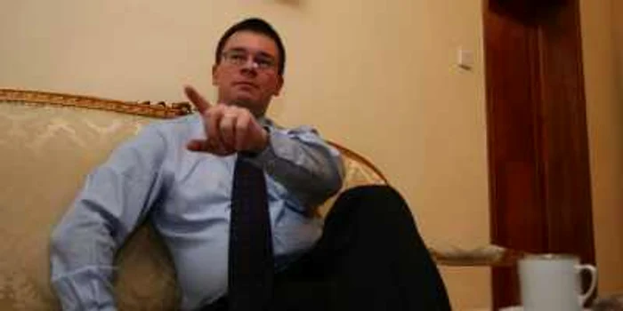 Mihai Răzvan Ungureanu