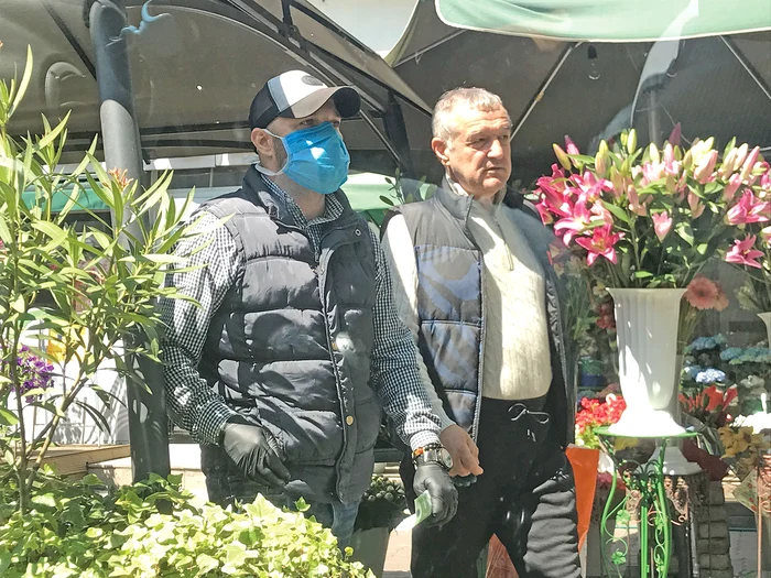 
    Patronul FCSB a fost milos cu oamenii din  piaţă şi a primit şi ajutor  