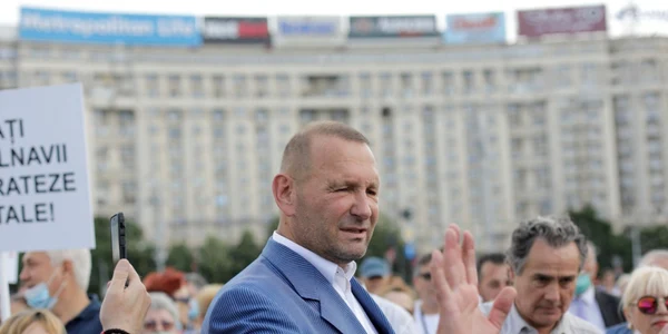 Viorel Cataramă protest Piaţa Victoriei FOTO Inquam Photos / George Călin