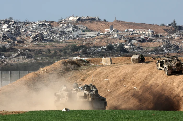Tanc israelian la granița sudică cu Fâșia Gaza FOTO EPA-EFE