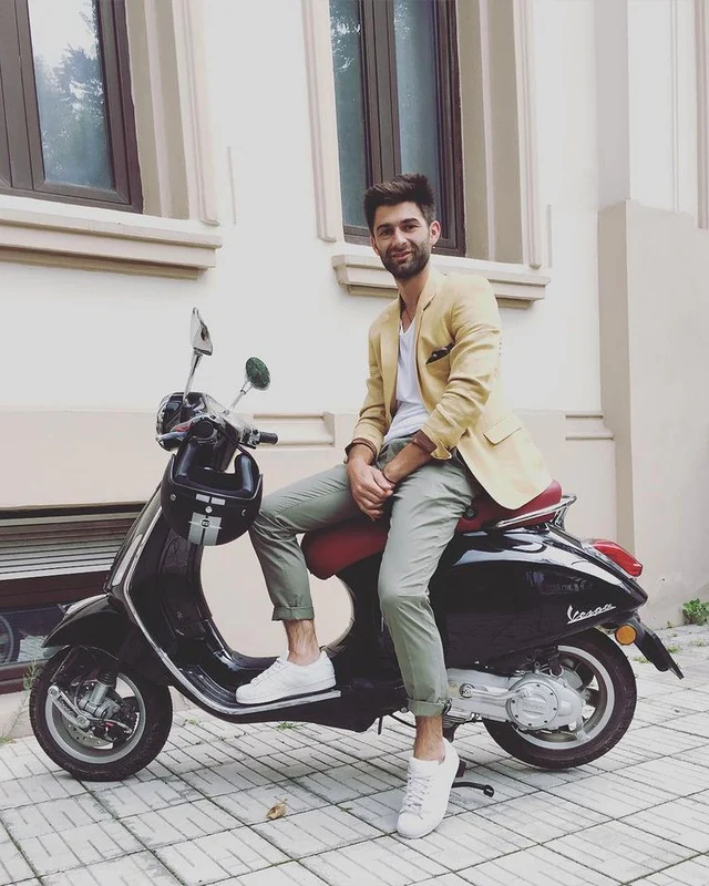 Paul Ipate Vespa jpeg