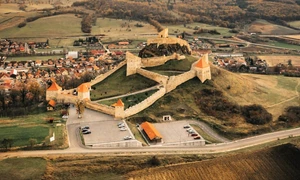 cetatea medievală rupea  jpg