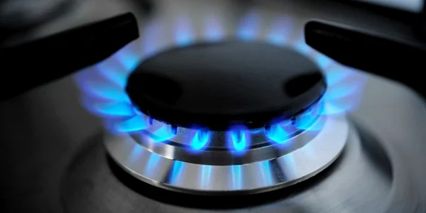 aragaz gaze flacara albastra foc ochi aprins foto shutterstock