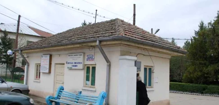 Nici rezidenţii şi nici specialiştii nu se înghesuie să vină la Corabia