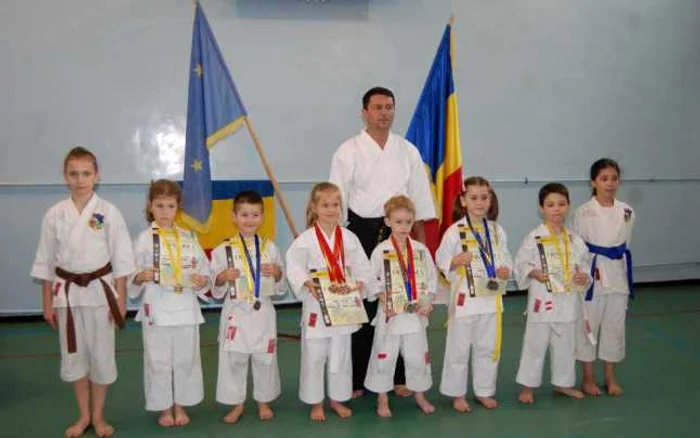 Sportivii medaliaţi premiaţi la Campionatele Europene de la Galaţi