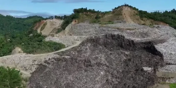 avalansa de gunoi in filipine foto captura video associated press png