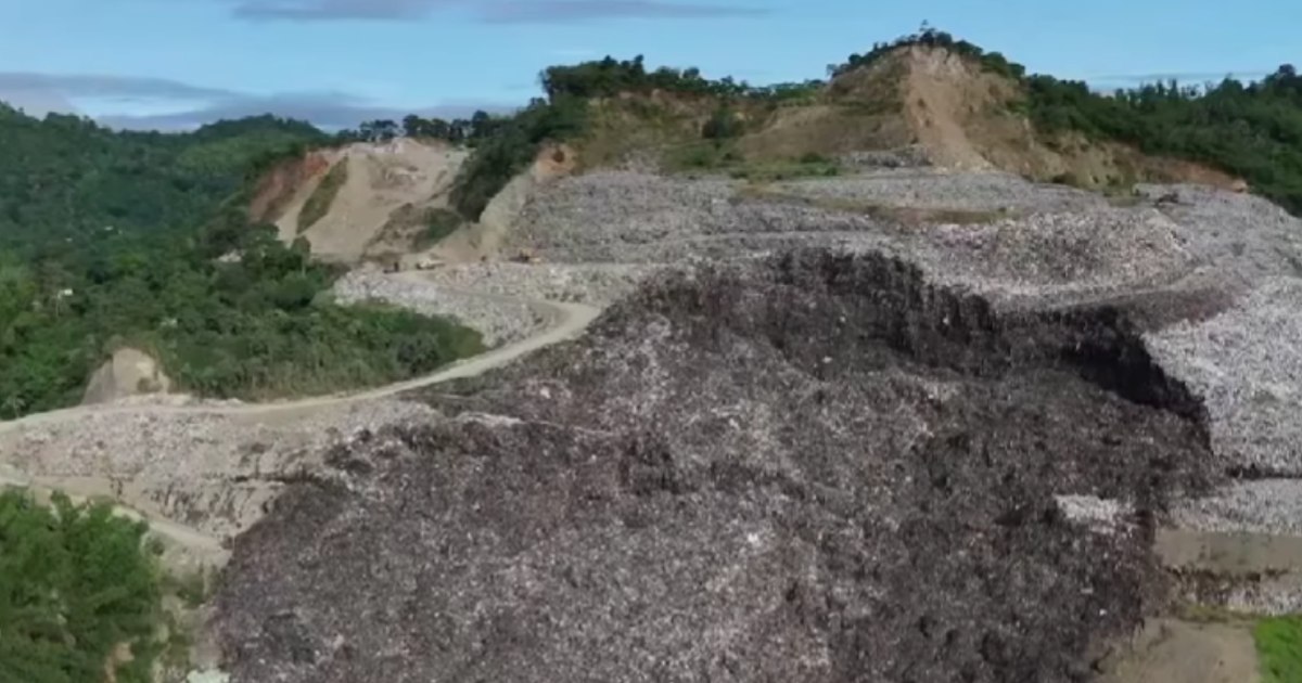 Semne de viață în avalanșa de gunoi din Cebu