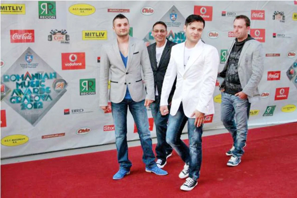 2012 - Trupa s-a reunit la  ”Premiile muzicale  de la Craiova” 