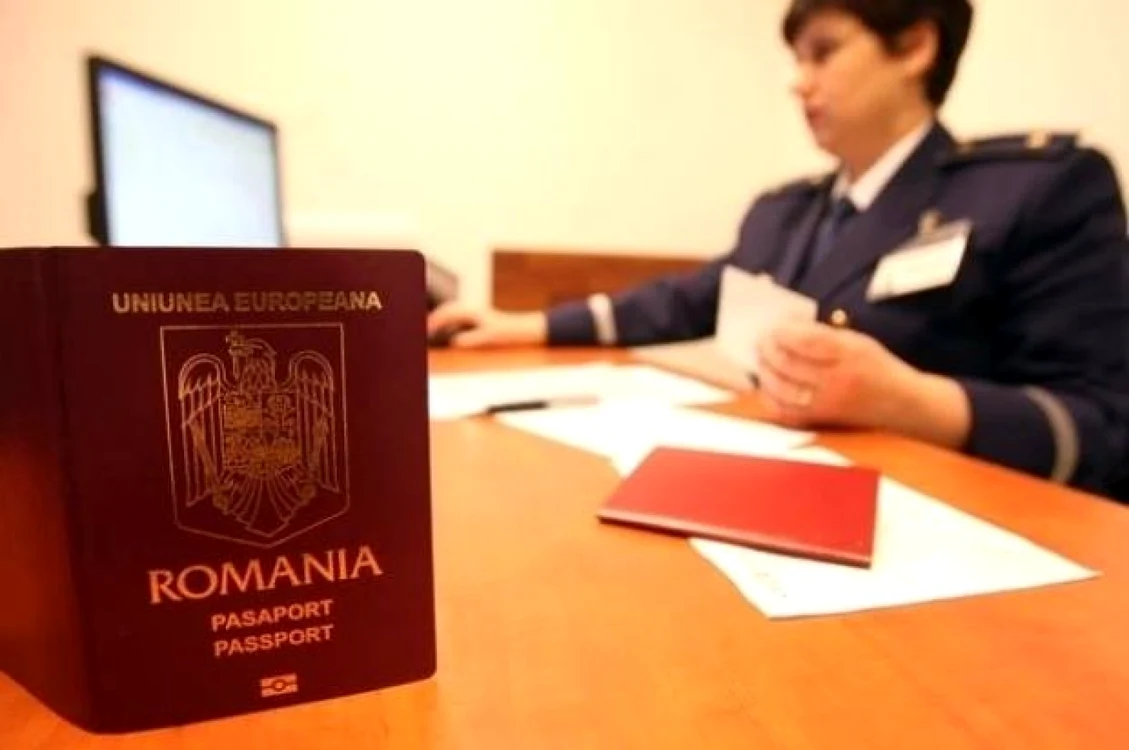Copiii cu identitate falsă au fost „mirosiţi” de poliţiştii de la Paşapoarte FOTO Banatul Azi