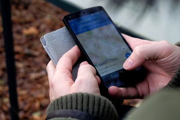 Aplicațiile mobile pot identifica persoanele infectate cu coronavirus