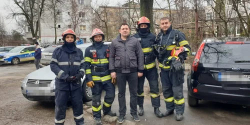 Cătălin Vieriu şi echipa de intervenţie / foto