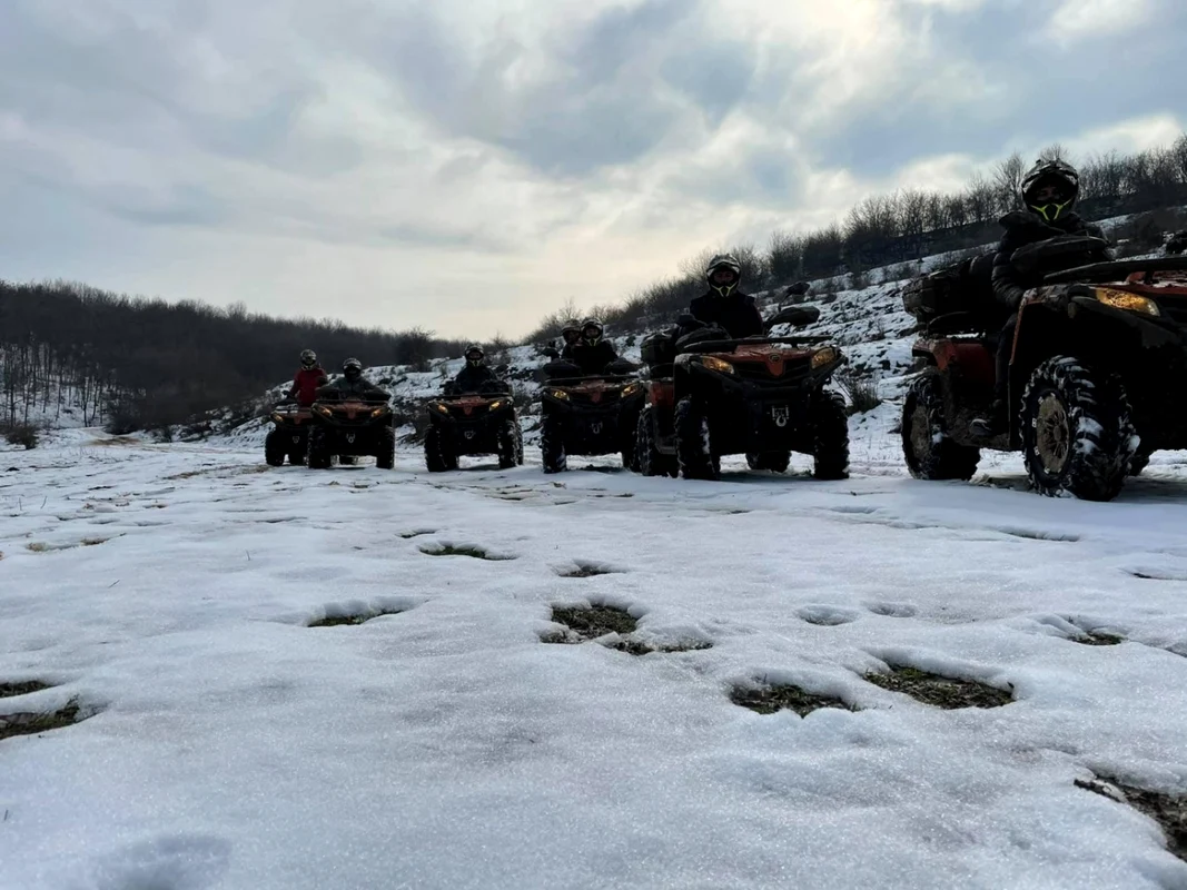 calarasi aventura pe atv la gruiu foto facebook/la tractoare