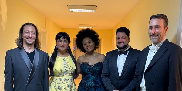 Anna Netrebko, O searã de glamour și stil la București (2) jpeg