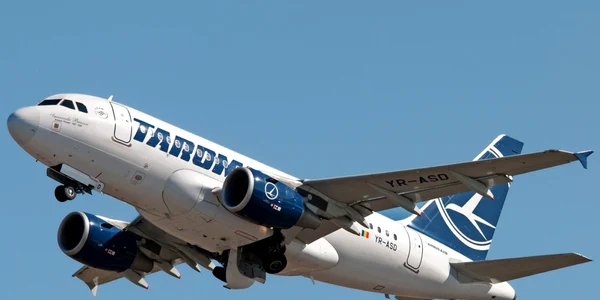 avion tarom airbus a318 foto adrian radulescu