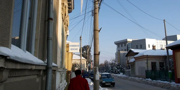 Ţurţurii se pot desprinde la temperaturi mai ridicate 