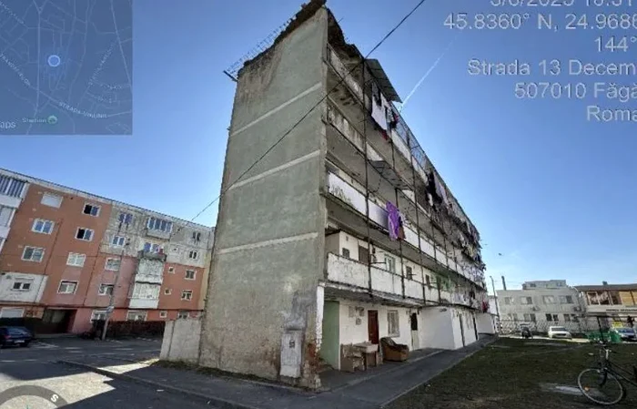 Blocul în care se vinde apartamentul / foto: storia.ro.