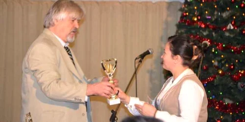 „Crăciunul Scriitorilor la Avangarda 22“ FOTO Mircea Merticariu