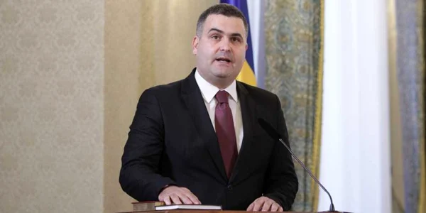 Depunere jurământ miniştri noi guvernul Dăncilă - Gabriel Leş / FOTO Inquam Photos / Octav Ganea / 20 nov 2018
