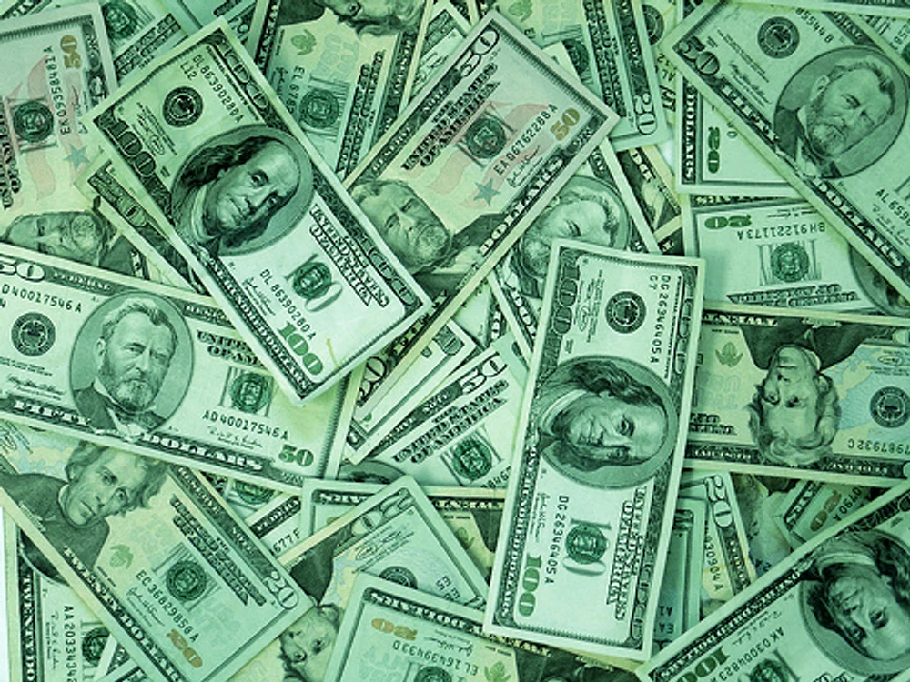 Suma totală a veniturilor „Fortunate 400” a fost de doar 80 de miliarde de dolari