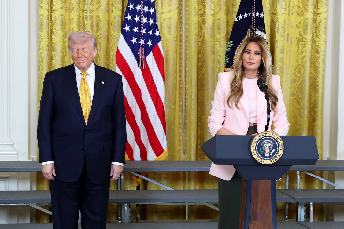 Donald Trump, surprins cu mâinile umflate FOTO Getty Images