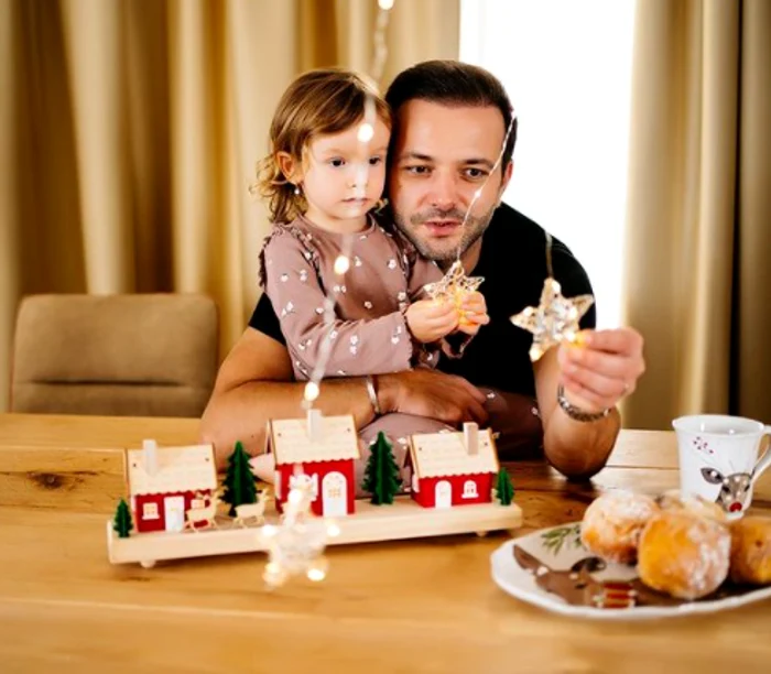 Mihai Morar, alături de fetița lui cea mică, Roua Foto: Instagram