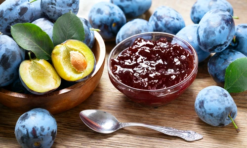 Gem de prune  Sursa foto shutterstock 1810091662 jpg