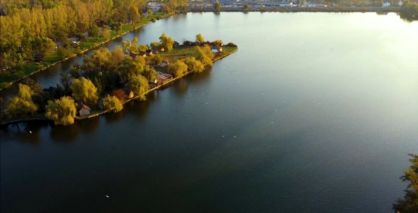 Lacul Ostroveni - Căcăcioasa din Râmnicu Vâlcea Foto Adevărul