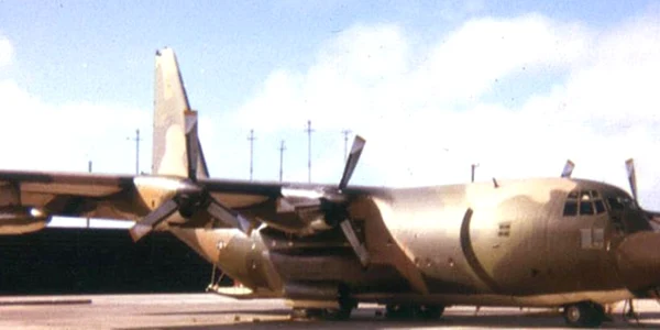 avion C-130A folosit în Operaţiunea Popeye 