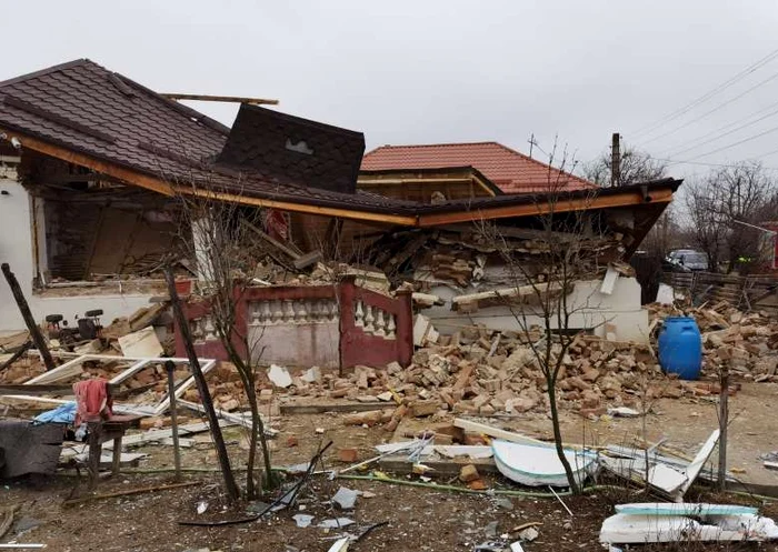 O casă a sărit în aer în județul Dolj FOTO: ISU Dolj