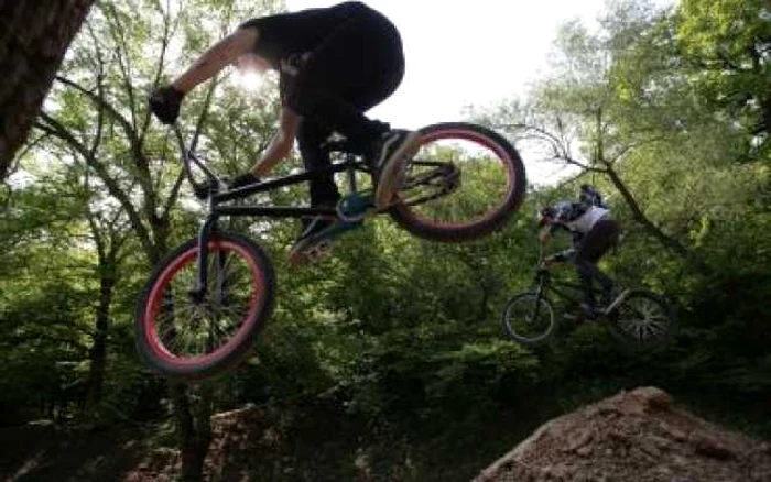 Cluj: Senzaţii tari pe mountain bike la Mărişel