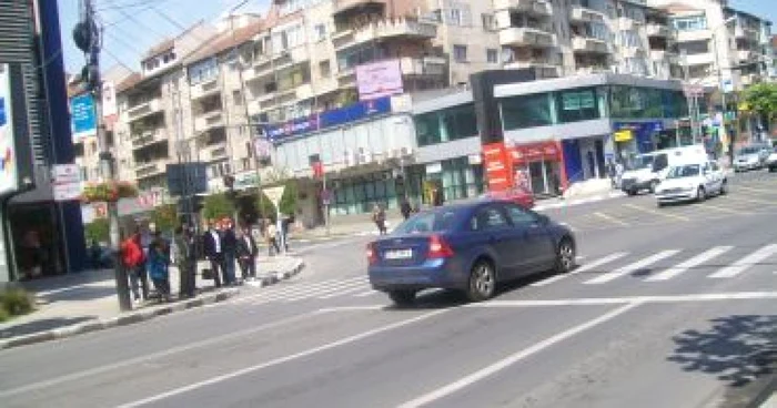 Râmnicu Vâlcea: „Ajutaţi-l pe David”, Revista presei locale