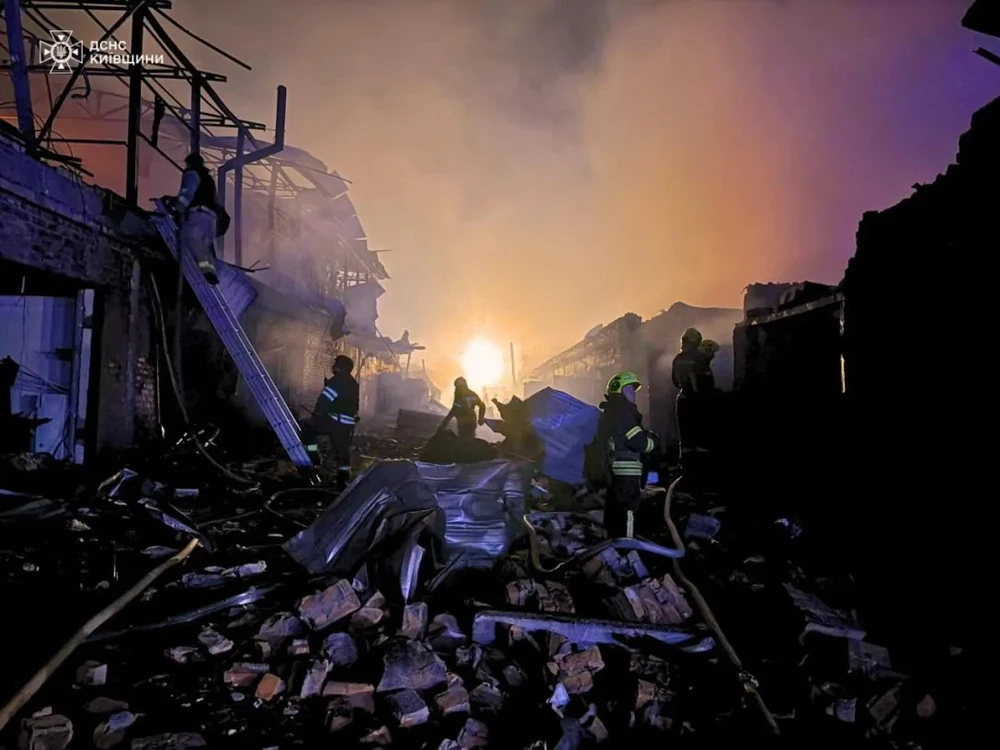 Atac masiv cu drone în Ucraina. O persoană a murit într-un oraș din regiunea Kiev