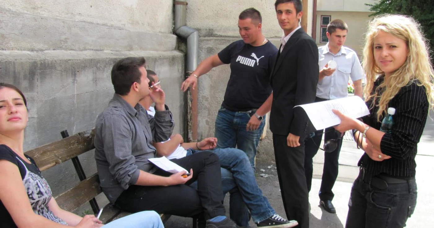 Candidaţii au ieşit de la prima probă în jurul orei 12.00