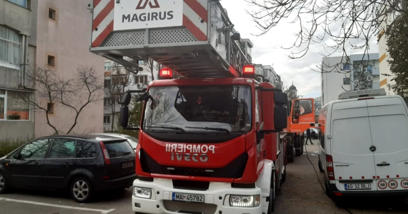 Echipajele ISU Argeş au lichidat incendiul