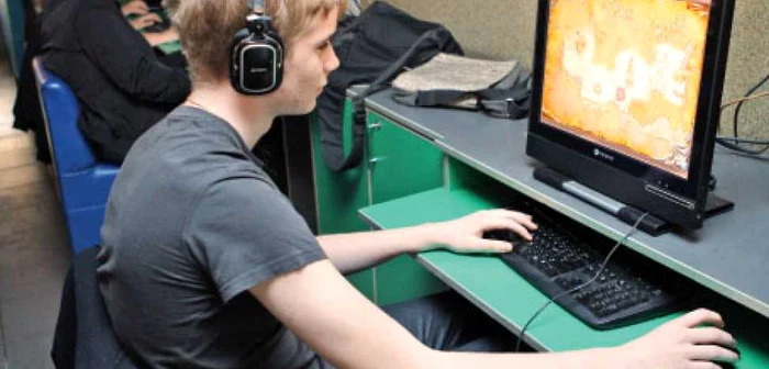 Băieţii se dau în vânt după jocurile pe computer