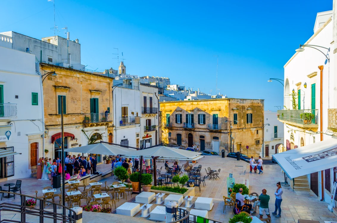 Terase în Ostuni, Italia FOTO Shutterstock