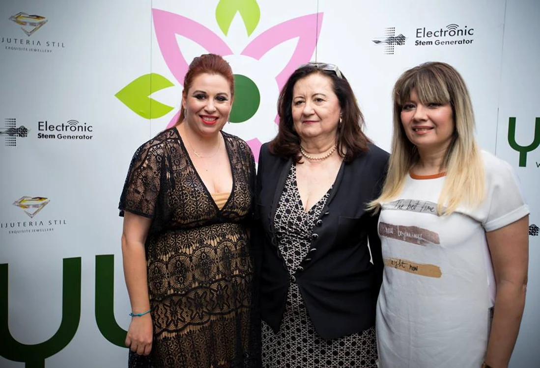
    Oana, Mioara și Catinca Roman au avut parte de multe necazuri în ultimii ani  