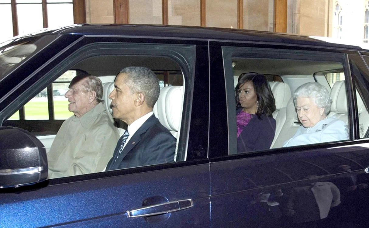 Soții Obama au fost conduși la Windsor de familia regală britanică