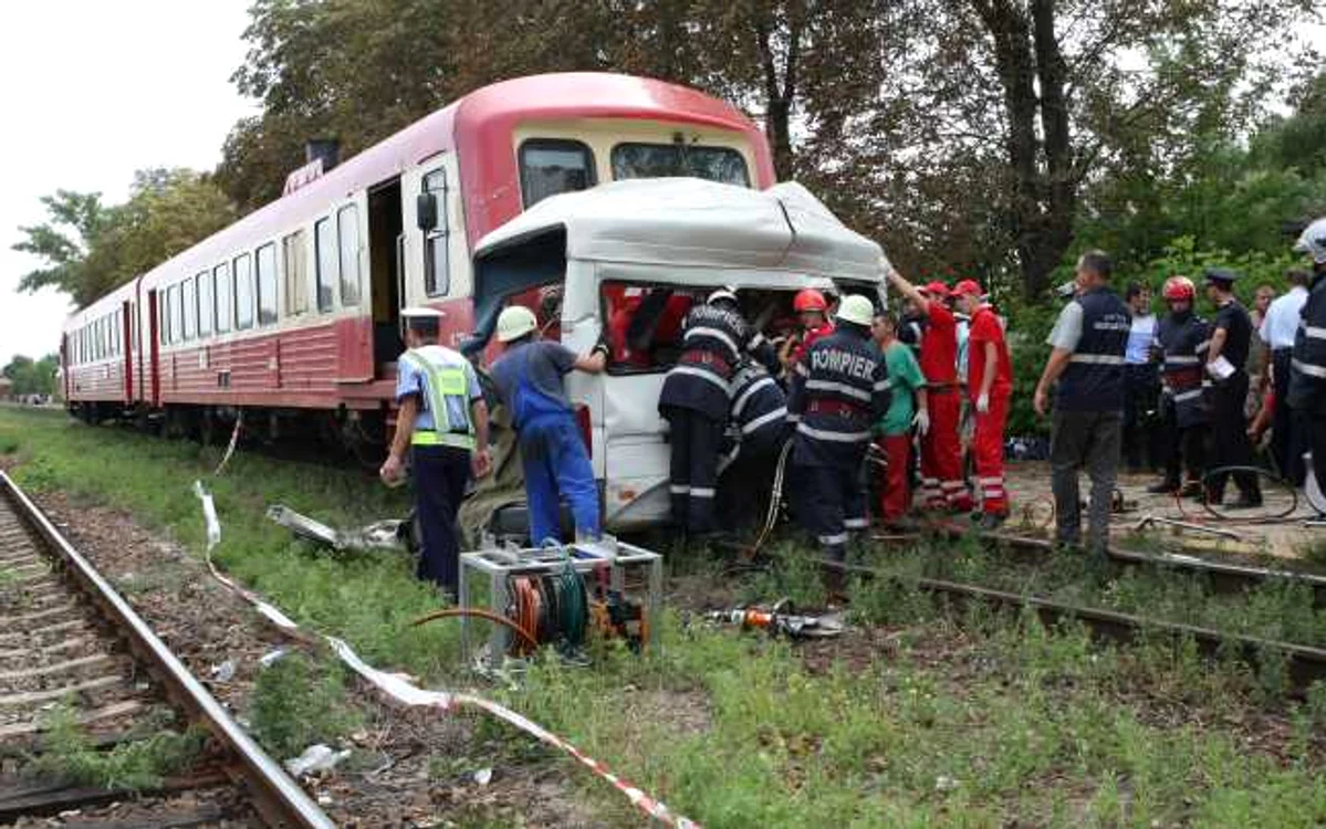 În tragedia de la Scânteia şi-au pierdut viaţa 14 persoane