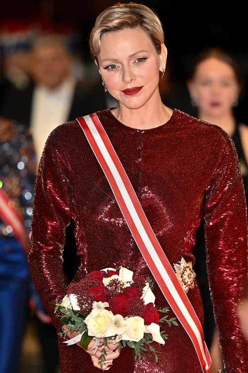 Prințesa Charlene, captivantă în această creație Didier Angelo. FOTO: Getty Images