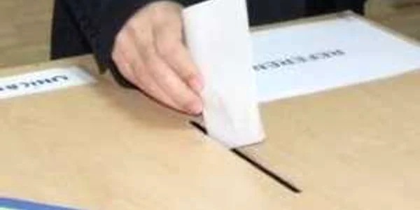 Românii pot vota în baza unui document de identate românesc valid