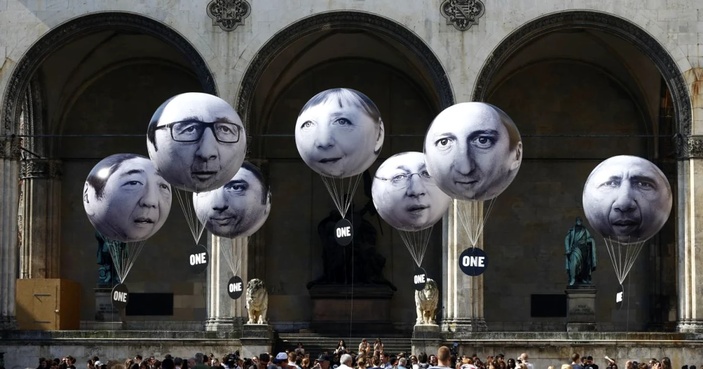Liderii G7 au fost întâmpinaţi cu proteste faţă de probleme precum încălzirea globală. FOTO AP