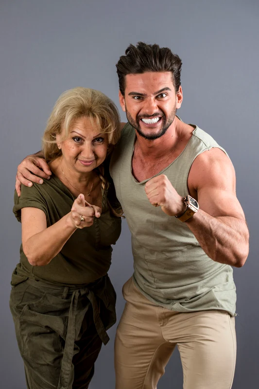 Dorian Popa, alături de mama sa, la bine și la greu. Sursă: Antena 1