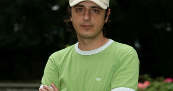 Iaşi: Florin Lăzărescu:„În literatură tu eşti Dumnezeul poveştii” (PORTRET)