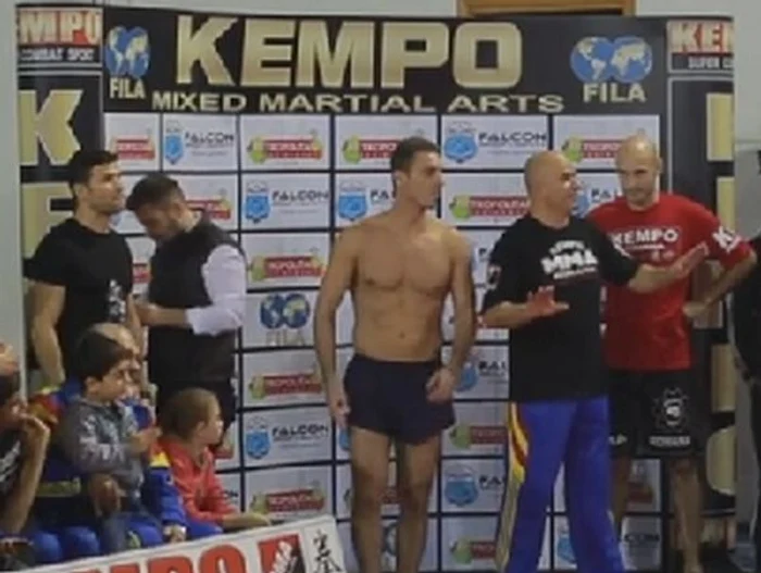 Mircea Badea a fost învins de către EmiFoto Vimeo