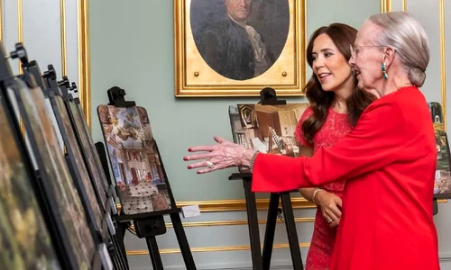 Regina Danemarcei cu Mary PNG