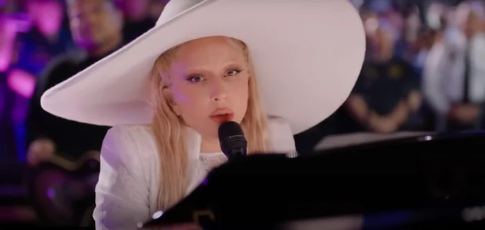 Lady Gaga a impresionat până la lacrimi / Foto: captură Youtube NFL on Fox